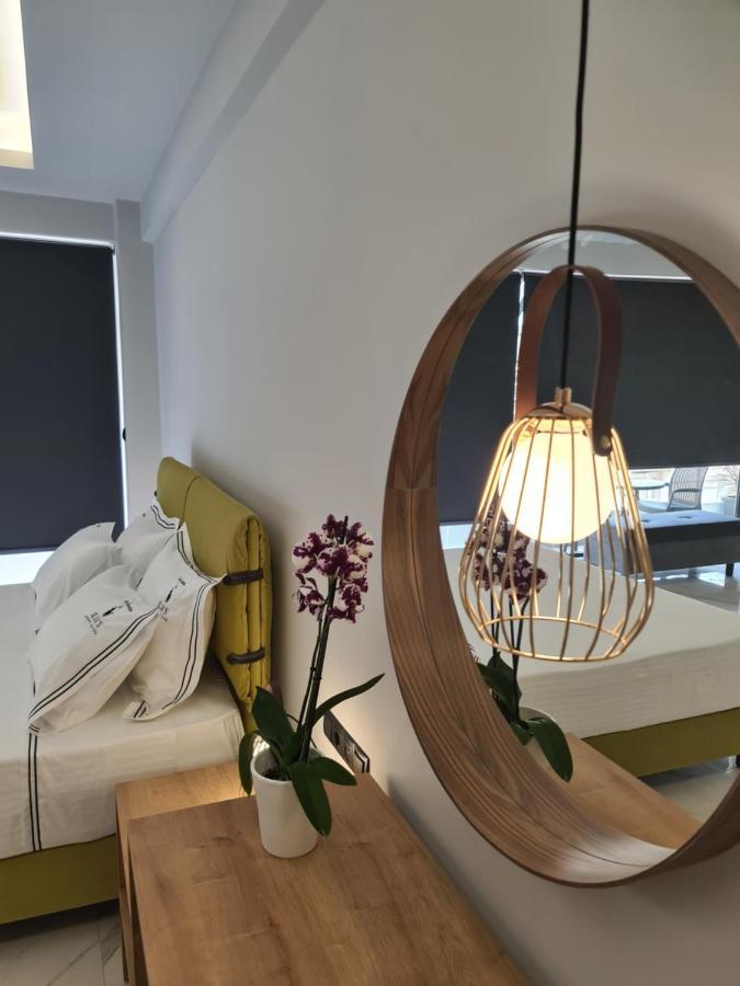 Ilia'S Luxury Suites - Adults Only Xylokastro Eksteriør billede